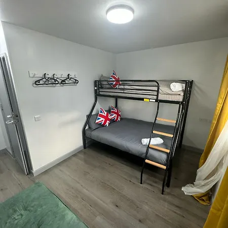 Flat 6 Stay In Ilford